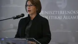 Altorjai Anita, a Duna Médiaszolgáltató Nonprofit Zrt. vezérigazgatója beszédet mond a III. Kárpát-medencei magyar médiatalálkozón Visegrádon 2023. december 9-én. MTI/Hegedüs Róbert