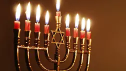 Hanukai gyertyák. Illusztráció