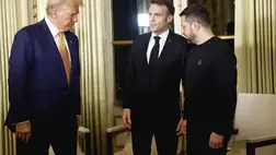 Donald Trump megválasztott amerikai elnök, Emmanuel Macron francia elnök és Volodimir Zelenszkij ukrán elnök az Élysée elnöki palotában Párizsban 2024. december 7-én Fotó: AFP/Pool/Sarah Meyssonnier