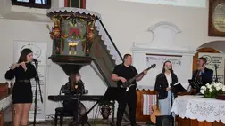 KRISZ dicsőítő délután Mezőváriban