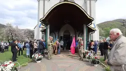 Két évvel a halála után temették el Vaszil Szkripniket Kárpátalján. Fotó: Dubovei kistérség Facebook-oldala