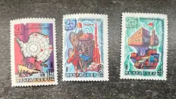 Bélyeg ritkaságokkal buktak le az asztélyi határátkelőn. Fotó: Kárpátaljai vámhivatal