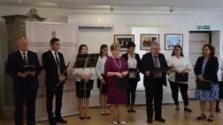 35 éves a Keresztény Értelmiségiek Szövetsége: fotókiállítás a beregszászi konzulátuson - Hűséggel és tettreKÉSZen. Fotó: Kárpátinfo/Kovács Elemér