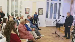 Földessy Péter és unokája jubileumi kiállítása Munkácson - „És lőn este, és lőn reggel” Fotó: Kárpátinfó/ Kovács Erzsébet