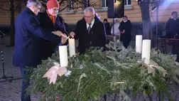 Közös advent Beregszászban Kaláka koncerttel - Fellobbant a remény lángja. Fotó: Kárpátinfó/ Kovács Erzsébet