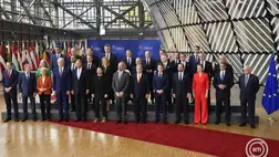  Csoportkép EU-tagországok állam-, illetve kormányfőinek csúcstalálkozójának résztvevőiről Brüsszelben 2024. október 17-én.  MTI/Bodnár Boglárka