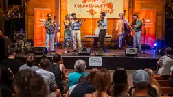 Idén is fiatalok százai fesztiváloztak a FolkSzögletben - Véget ért a 2024-es Gombaszögi Nyári Tábor. Fotó: Csáky Mátyás