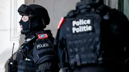 Egy brüsszeli kerület rendőrsége háromezer golyóálló mellényt adományozott Kijevnek