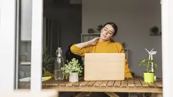 Banyapúpot és tokát okoz, ha így dolgozol a laptopon