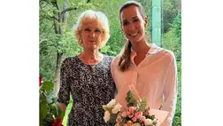 Ő Demcsák Zsuzsa ritkán látott édesanyja