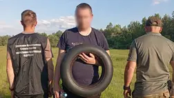 Egy gumi belsővel indították neki a határnak Kárpátalján. Ez a szolgáltatás 6000 ezer dollárba került. Fotó: Ukrán Állami Határőrszolgálat