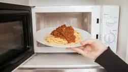 Halálossá válhat a mikrohullámú sütőben melegített étel 