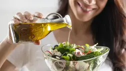 4 olaj, amit jobb nyersen fogyasztani – Nem csak az számít, növényi-e a zsiradék