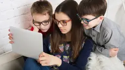 Rövidlátó lesz hamarosan a fiatalok közel negyven százaléka 