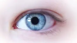 Ezek a veszélyek leselkednek a szemeinkre a vízben 