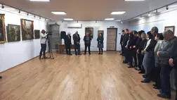 Kutlán István festményeiből nyílt kiállítás a beregszászi konzulátuson - A Tisza festője