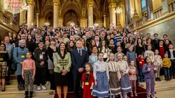 Kárpátaljai nagycsaládosok az Országházban tartott családi napon - Együtt a jövőt formáló alkotóerő vagyunk