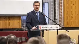 Gulyás Gergely Miniszterelnökséget vezető miniszter beszédet mond a Rákóczi Szövetség Kárpát-medencei középiskolás vezetői fórumának megnyitóján,2025. február 21-én. MTI/Szigetváry Zsolt