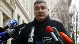 Zoran Milanovic hivatalban lévő horvát elnök, az ellenzéki Szociáldemokrata Párt (SDP) támogatta jelölt nyilatkozik, miután szavazott a horvát elnökválasztás második fordulójában Zágrábban 2025. január 12-én. MTI/EPA/Antonio Bat