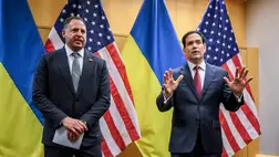  Andrij Jermak, Volodomir Zelenszkij ukrán elnök kabinetfőnöke és Marco Rubio amerikai külügyminiszter november 23-án Genfben, Svájcban az amerikai és ukrán delegációk közötti tárgyalás szünetében.Fotó: Fabrice Coffrini / AFP