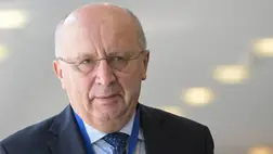 Andrius Kubilius, az Európai Bizottság védelemért és űrkutatásért felelős litván tagja 