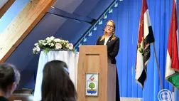 Balatoni Katalin, miniszterelnöki biztos beszédet mond a Kárpát-medencei Református Tanévnyitó ünnepségen a Szentendrei Református Gimnáziumban 2025. augusztus 30-án. MTI/Kovács Attila