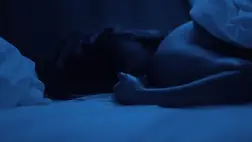 Belehalhat, ha túl sokat alszik 