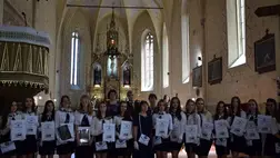 Diplomaátadó ünnepség a Felsőfokú Szakképzési Intézetben - Higgyünk álmaink szépségében. Fotó: Kárpátinfó/ Kovács Elemér