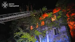  Egy 16 emeletes épület is megsérült a május elsejei orosz dróntámadásban Odesszában. A támadás civil halálos áldozatokat is követelt. Fotó: DSZNSZ