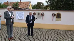 Egy feledésre ítélt alkotó: Zahoray János emléktáblájának avatója Beregszászon - Portrék, tájképek, enteriőrök. Fotó: Kárpátinfó/ Kovács Elemér