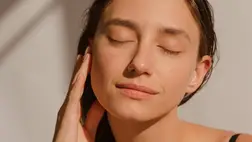 Felragyog a bőr, és sokáig feszes marad, ha ezt teszed