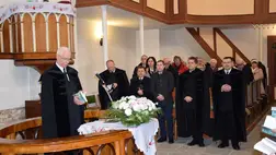 A hálaadó istentiszteleten Balog Zoltán, a Dunamelléki Református Egyházkerület püspöke tartotta a lekciót és előimát. Fotó: Kárpátinfó/ Kovács Erzsébet