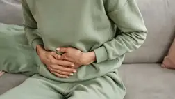 Ha evés közben beszélsz, felpuffadhatsz. 7 rejtett dolog, ami puffadást okoz 