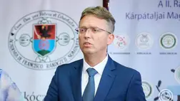 Hankó Balázs kultúráért és innovációért felelős miniszter beszédet mond a beregszászi II. Rákóczi Ferenc Kárpátaljai Magyar Főiskolán 2025. szeptember 21-én. MTI/KIM/Bartos Gyula