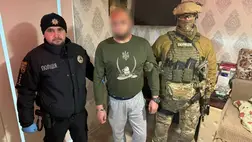 Harci gránátot tartott otthon: a rendőrség letartóztatott egy 37 éves kárpátaljai férfit. Fotó: Nemzeti Rendőrség