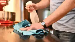 A kutatók megvizsgálták, mi rejtőzik a háziporban – Amit találtak, az nyugtalanító 