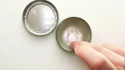 Ilyen sok mindenre jó a vazelin - Még mindig olcsó, és nagyon jól jön a háztartásban