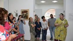 Irodalmi tárlatvezetés a Na’Conxypan Galériában - Ihlet és múzsa – a közös kútfő. Fotó: Kárpátinfó/ Kovács Elemér