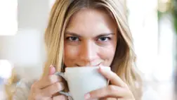 A reggeli kávé jobban védi a szívet, mint az egész napos kávéfogyasztás