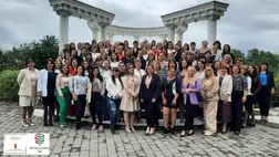 KMNE: Édesanyák vacsorája Nagyszőlősön