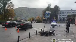 Közúti baleset Kárpátalján: Ittas motoros és autós ütközött Rahón, ketten megsérültek. Fotó: Ukrán Nemzeti Rendőrség