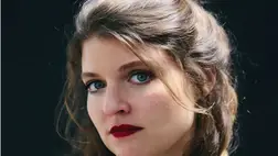 Ő Leslie Mándoki gyönyörű lánya