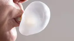 Megnézték, mit rejtenek a rágógumik; aggasztó felfedezést tettek 