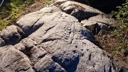 Rejtélyes kőtáblát találtak Kanadában 