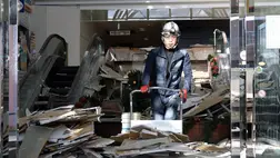 Sok a sérültje a japán földrengésnek, újabb erős rengés veszélyére figyelmeztették a lakosságot. Fotó: MTI/EPA/Jiji Press