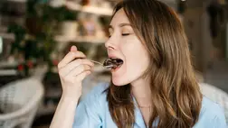 Sokan állandóan eszik, pedig csak kárt okoz a testben: így helyettesítheted