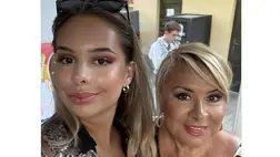 Szulák Andrea 18 éves lánya tiszta anyja