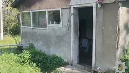 Técső járásában őrizetbe vettek egy 70 éves férfit szomszédja meggyilkolásának kísérlete miatt. Fotó: Ukrán Nemzeti Rendőrség