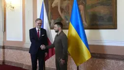 Ukrán elnök: az Ukrajnának nyújtott cseh segítség hozzájárulás a terrorizmus elleni közös küzdelemhez. (Fotó: SITA/AP/Petr David Josek)