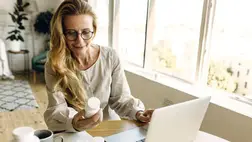 Melyik a legjobb multivitamin 50 éves kor felett? 